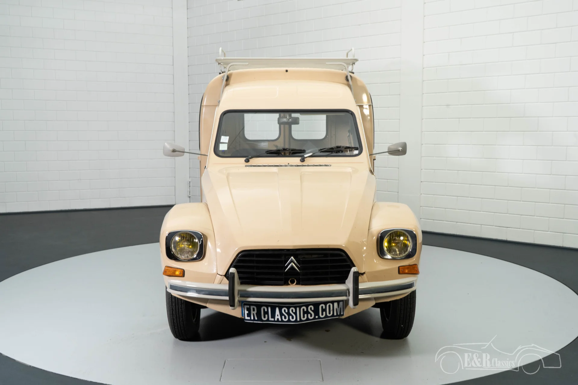 Citroën 2CV for sale at ERclassics