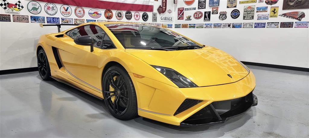 Lamborghini Gallardo LP 570-4 Squadra Corse For Sale | duPont REGISTRY