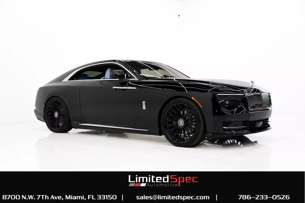 Boeing727_223出品 2025 Rolls-Royce Spectre | duPont REGISTRY