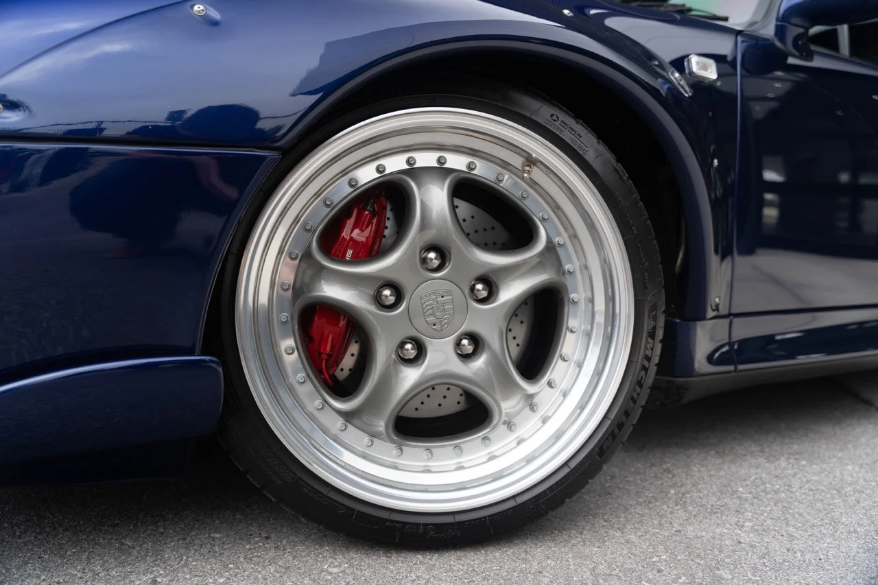 1995 Porsche 911 Turbo | duPont REGISTRY
