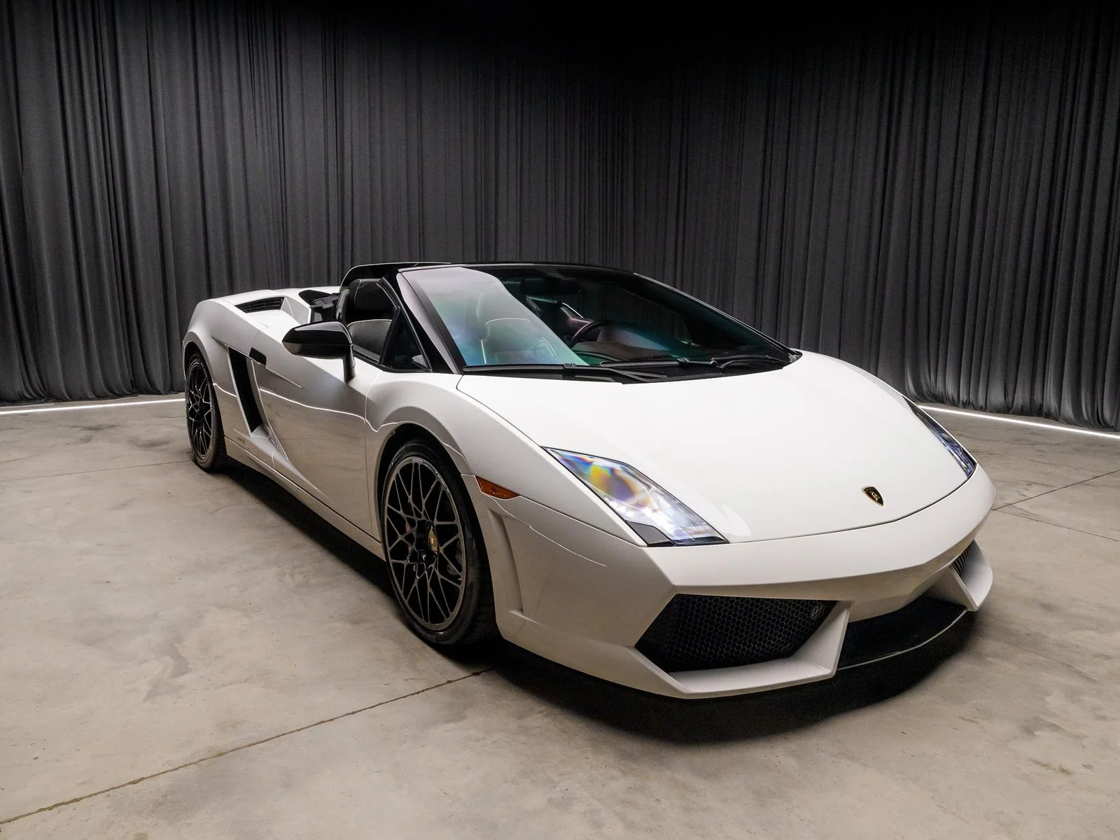パンダページ 2010-lamborghini-gallardo--