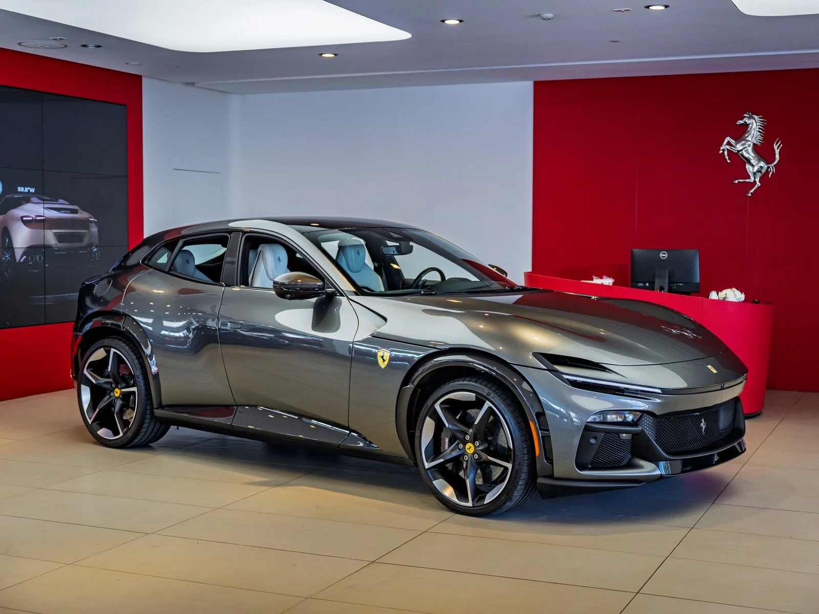 2024-ferrari-purosangue-645991