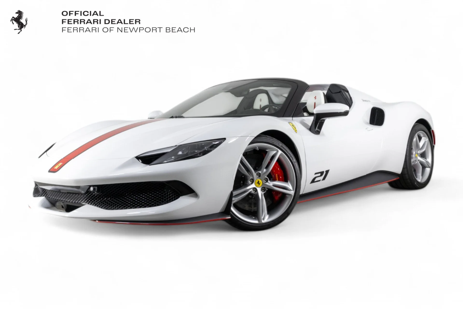【新品・未開封】Ferrari 296GTS模型ホワイト 保証シール付き 新品・未開封】Ferrari 296GTS模型ホワイト 保証シール付き