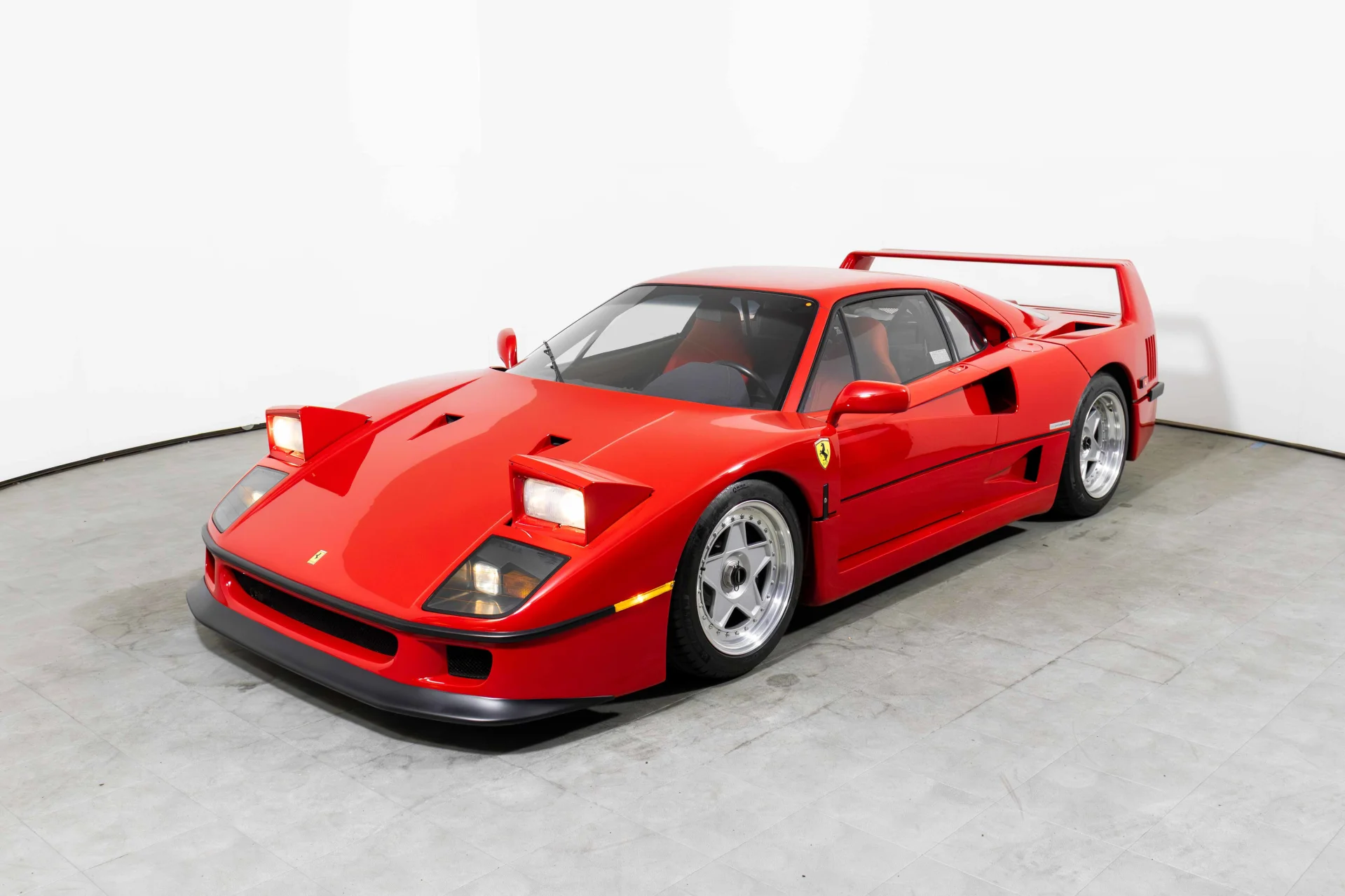 1990 Ferrari F40 - - photo 2
