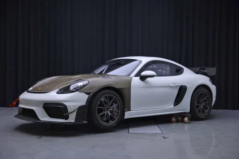 2022-2023 New Porsche Panamera 4S E-Hybrid Sport Turismo ( Carrara