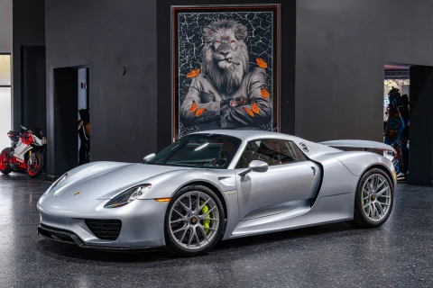 Order your Porsche 918 Spyder soon -- the hybrid supercar is nearly sold out