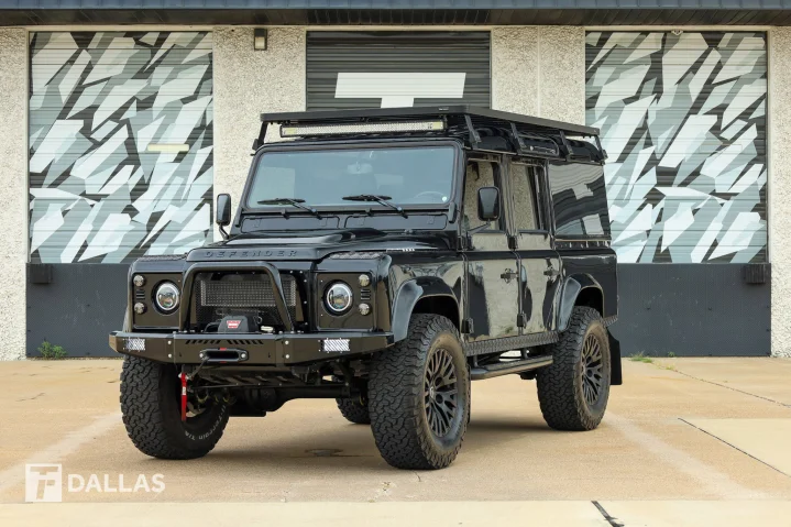 1987 Land Rover Defender 110 | duPont REGISTRY