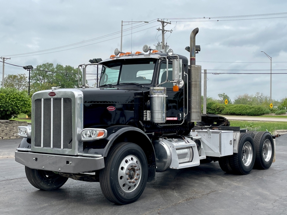 2011 Peterbilt 388 For Sale - 10827