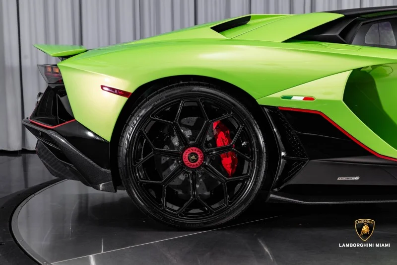 Lamborghini Aventador Ultimae For Sale | duPont REGISTRY