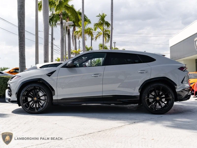 Lamborghini Urus For Sale | duPont REGISTRY