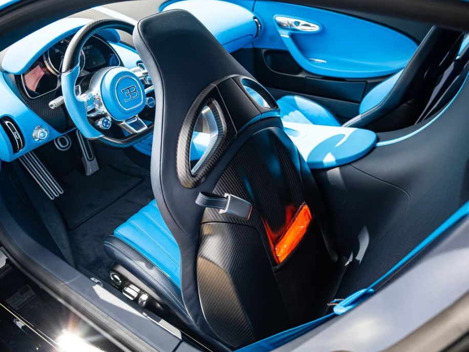 Details 146+ bugatti chiron 2019 interior latest tnbvietnam.edu.vn
