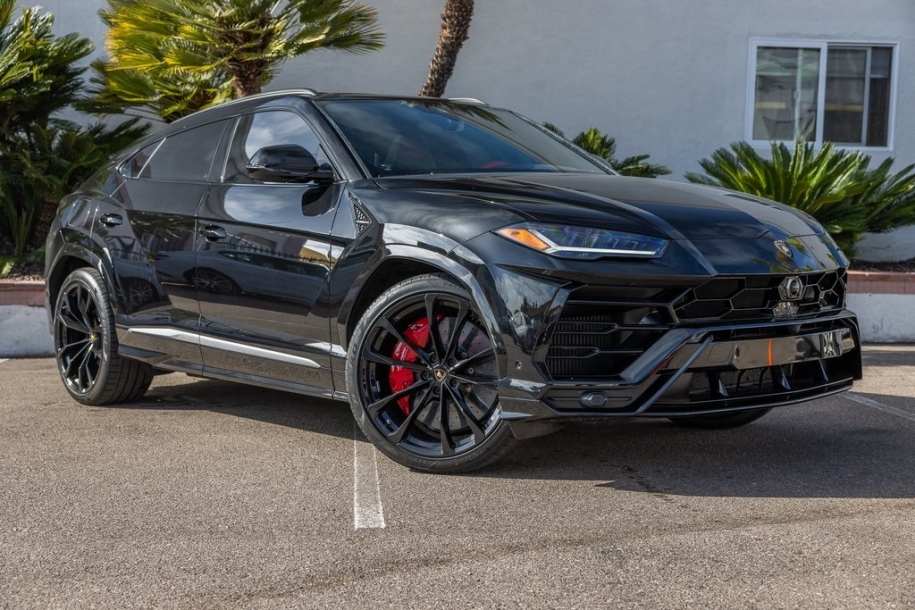 2020 Lamborghini Urus Pricenull