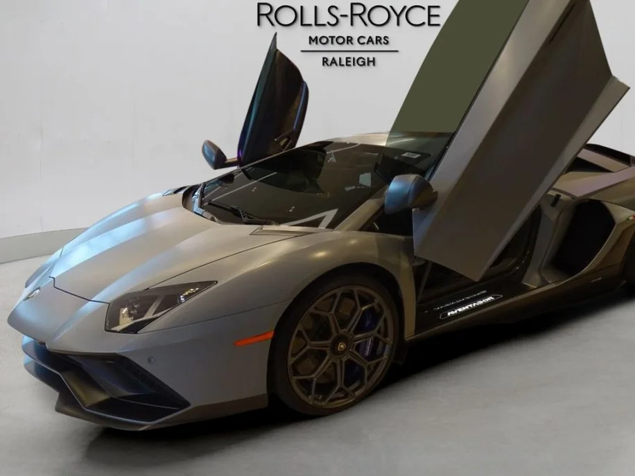 Totaled 2022 Lamborghini Aventador Ultimae Pops Up on Copart With Just  1,064 Miles