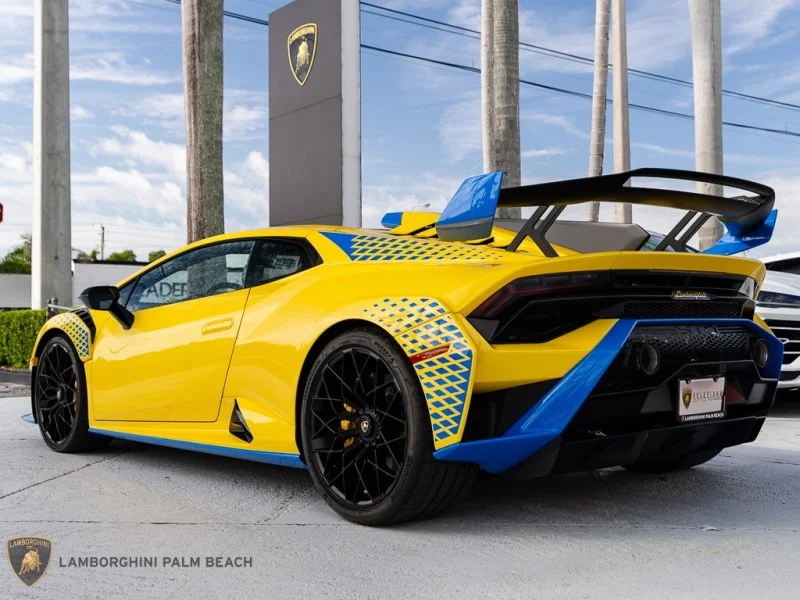 How Unique is the 2023 Lamborghini Huracan Tecnica? - Lamborghini Palm Beach
