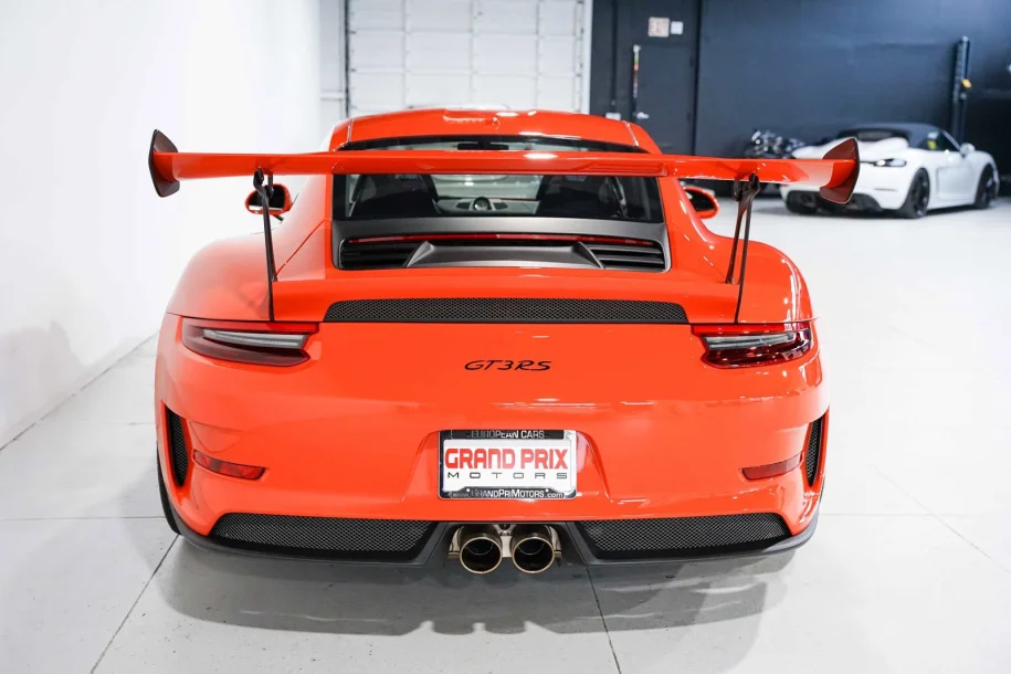 2019-porsche-911-259900-2041244805.webp
