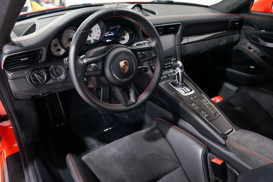 2019-porsche-911-259900-497470185.webp