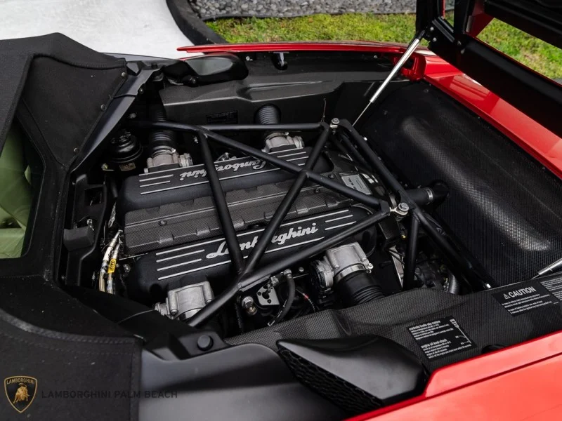 Engine specs of the 2022 Lamborghini Urus - Lamborghini Palm Beach