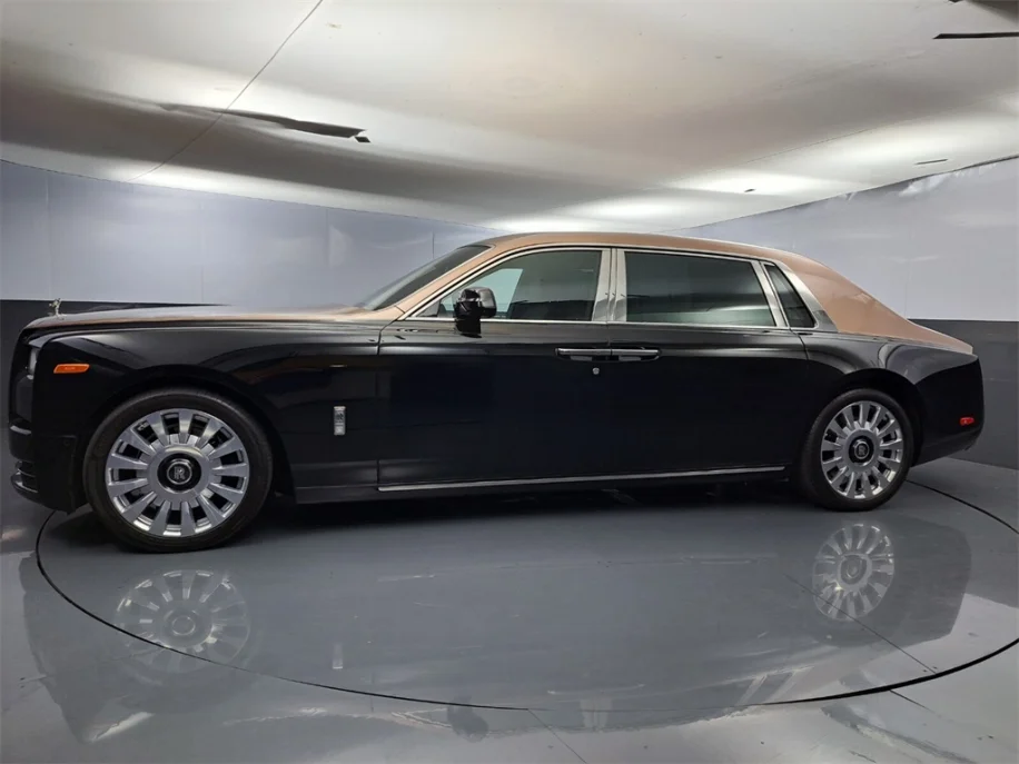 Used 2022 Rolls-Royce Phantom EWB For Sale ($624,996)