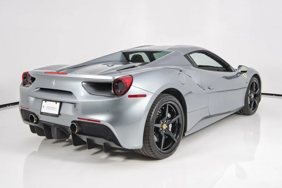 Ferrari 488 Spyder 2018 por R$ 3.300.000, Curitiba, PR - ID: 6326678