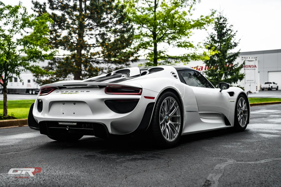 2015-porsche-918--spyder-0-1591483000.we