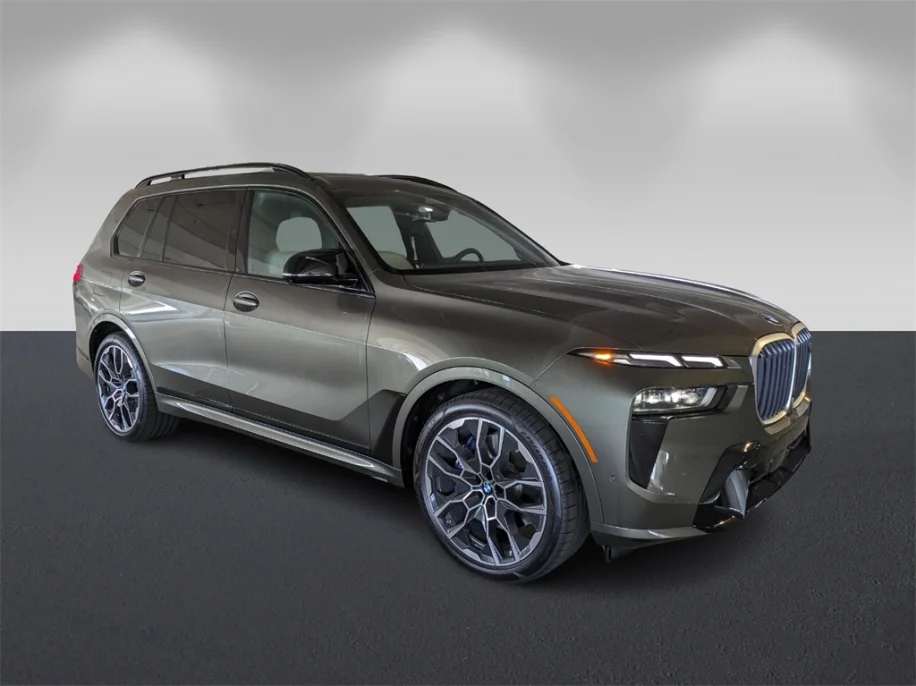 2025 BMW X7 duPont REGISTRY