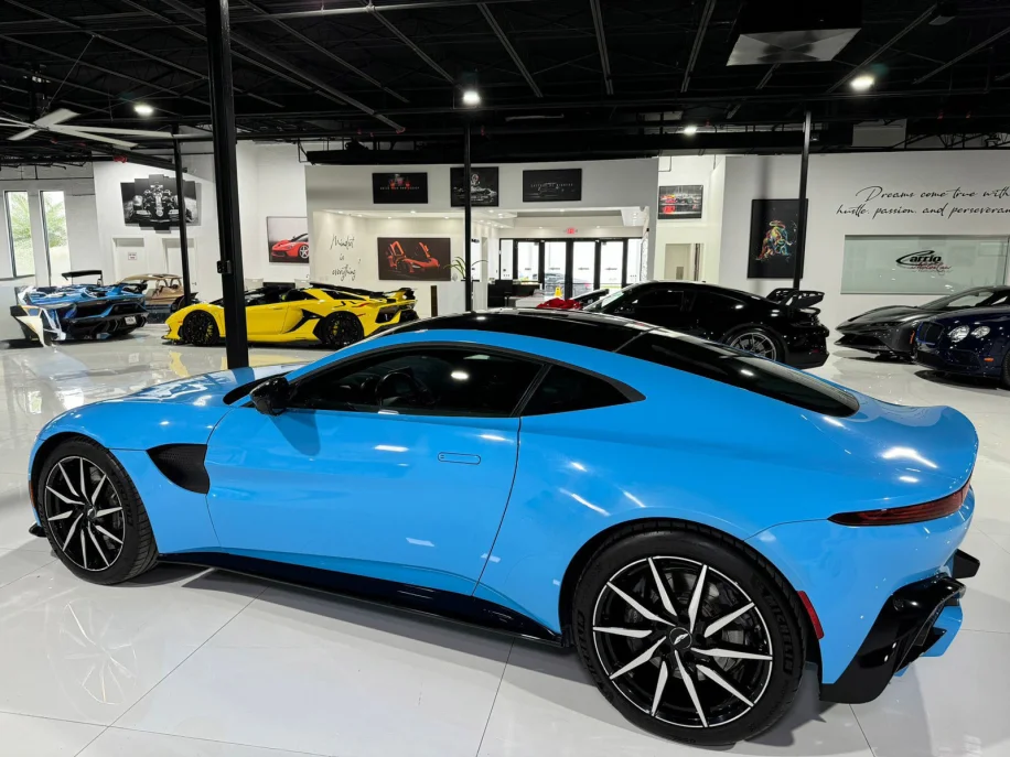2019-aston--martin-vantage-89998-5890486