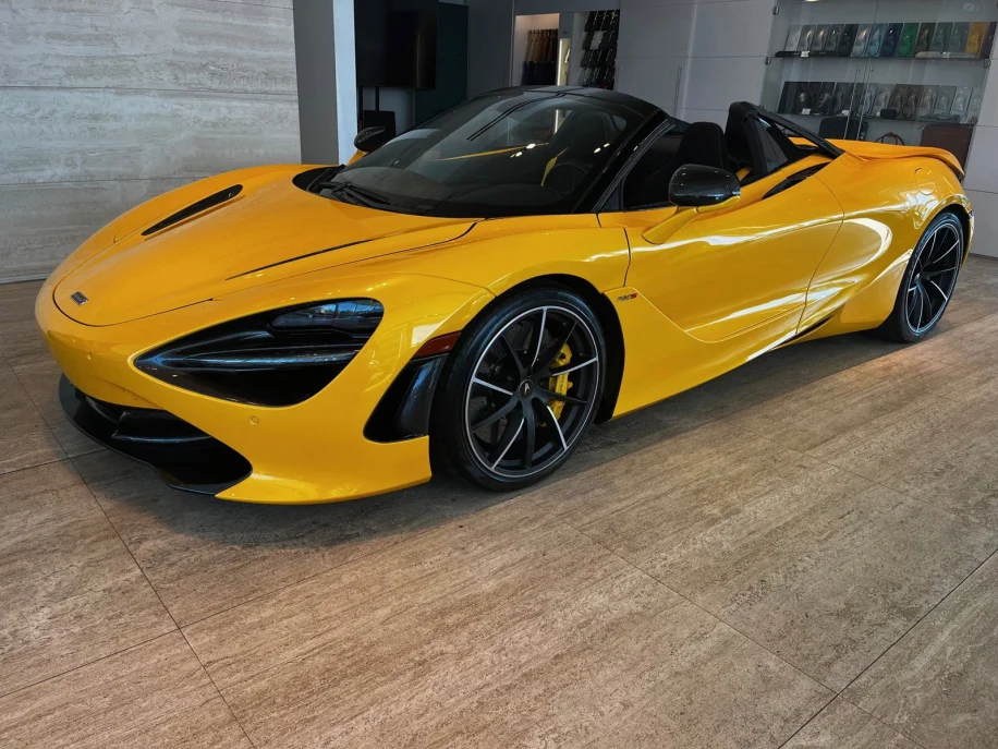 2021 McLaren 720S duPont REGISTRY