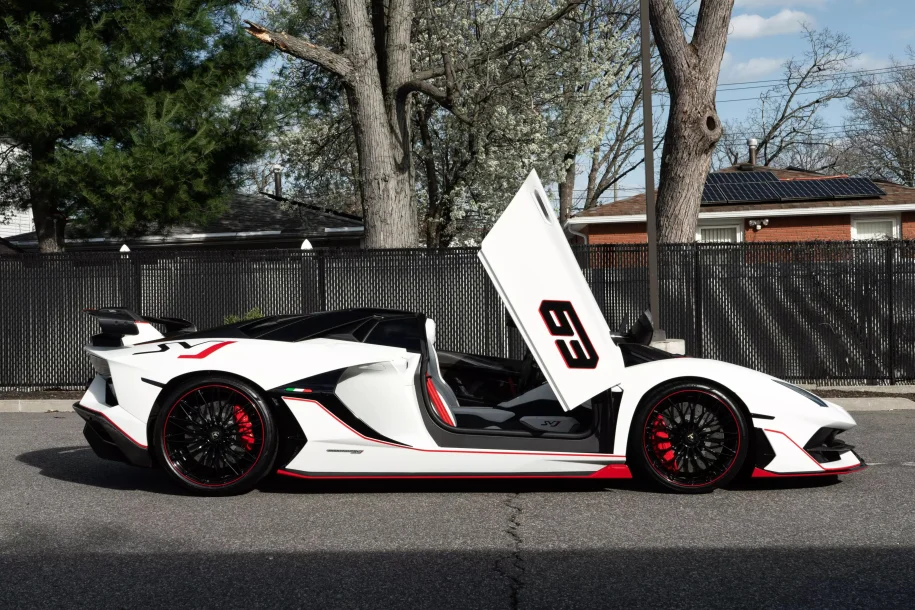 2021 Lamborghini Aventador SVJ Roadster | duPont REGISTRY