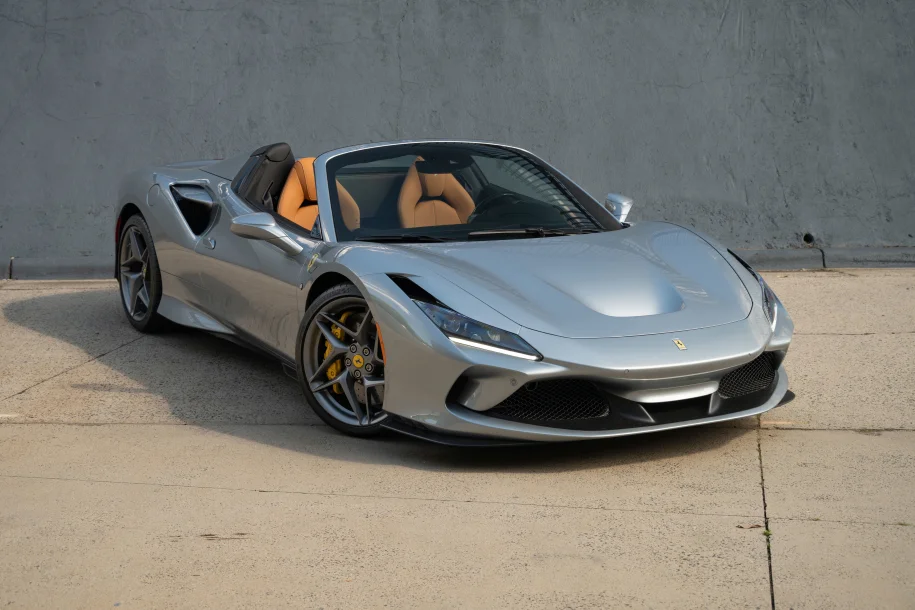 Ferrari F8 Spider 2023null