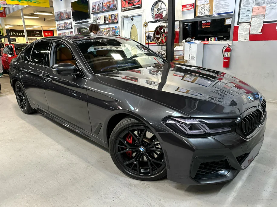 2023 BMW 5 Series | duPont REGISTRY