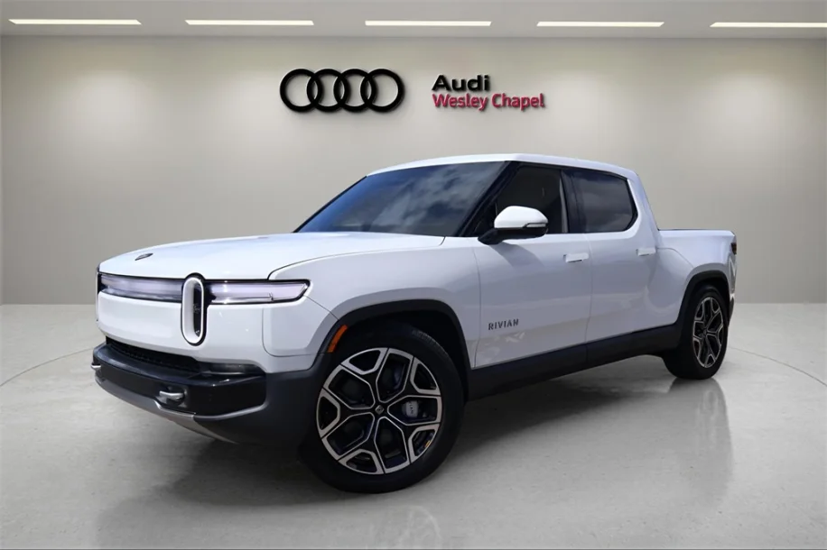 2025 Rivian R1T | duPont REGISTRY