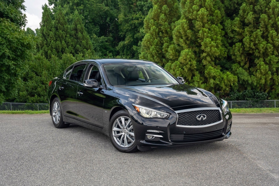 2017 Infiniti Q50 | duPont REGISTRY