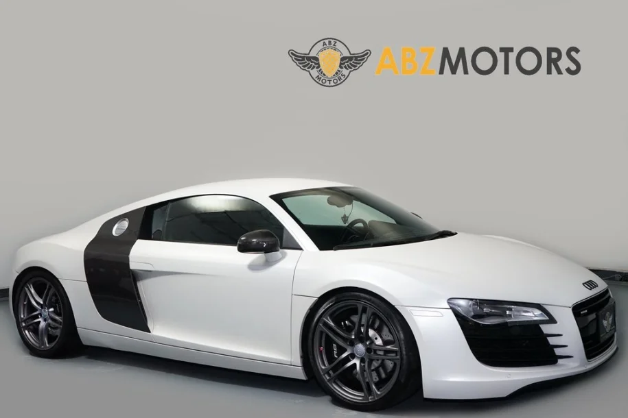 2009 Audi R8 | duPont REGISTRY