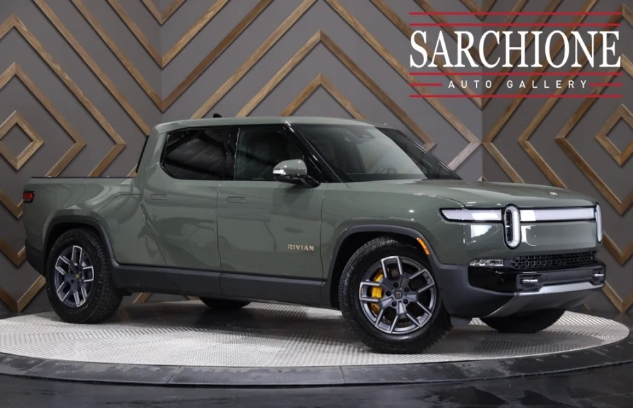 2022 Rivian R1T | duPont REGISTRY