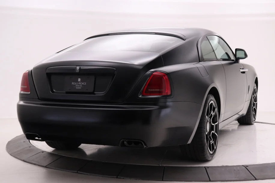 Cực phẩm RollsRoyce Black Badge Wraith với 717 mã lực và bodykit mới của  Spofec