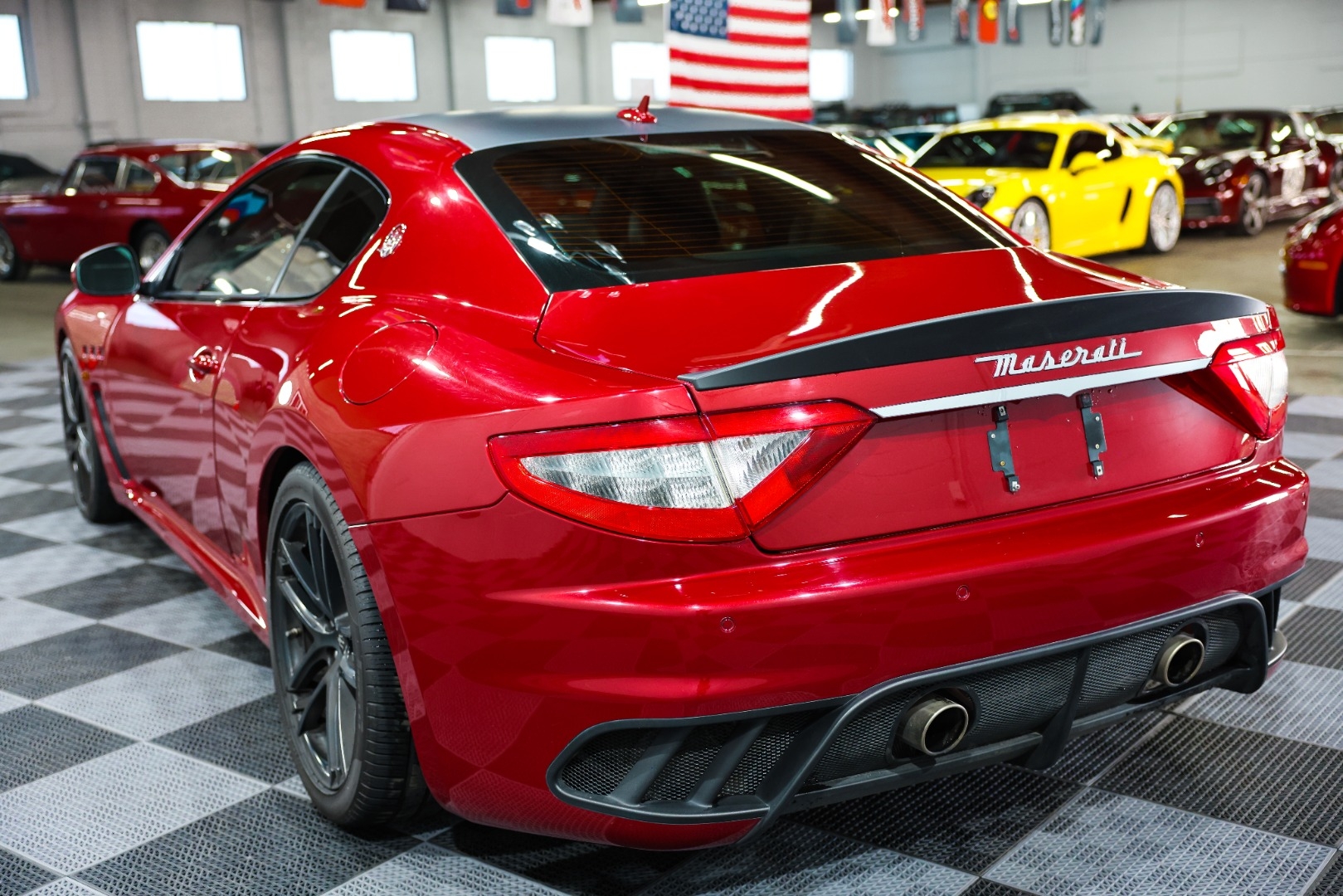 2012 Maserati GranTurismo | duPont REGISTRY