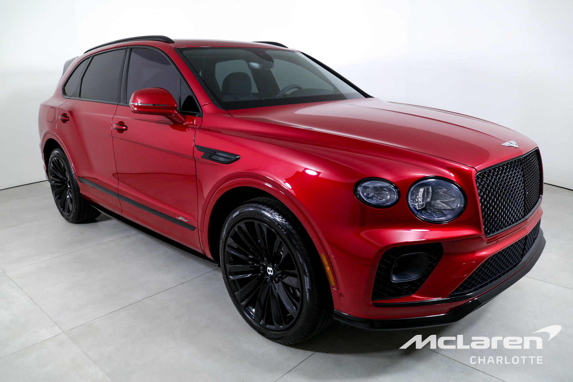 C62 ハドソンフォーリミテッドエクスプレス 2021 Bentley Bentayga Speed | duPont REGISTRY