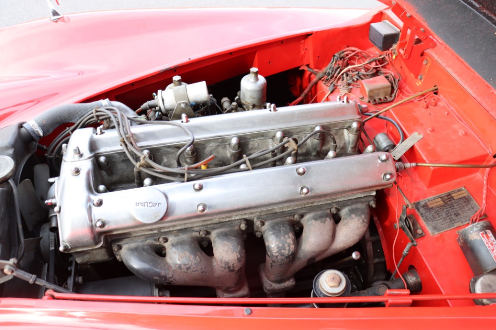 1954 Jaguar XK 140 | duPont REGISTRY