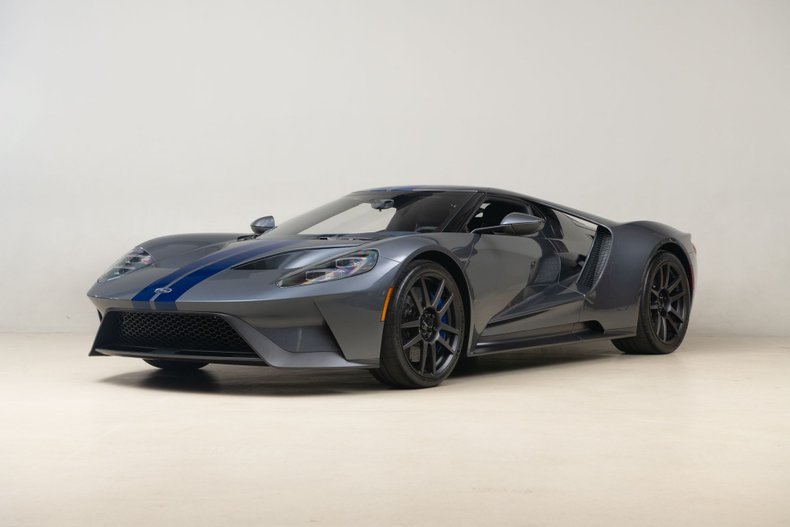 2020-ford-gt-0-2097705767.jpeg