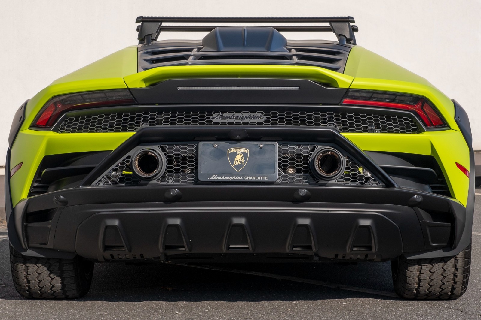 ランボルギーニ・ヴエネーフ 2023-lamborghini-huracan--