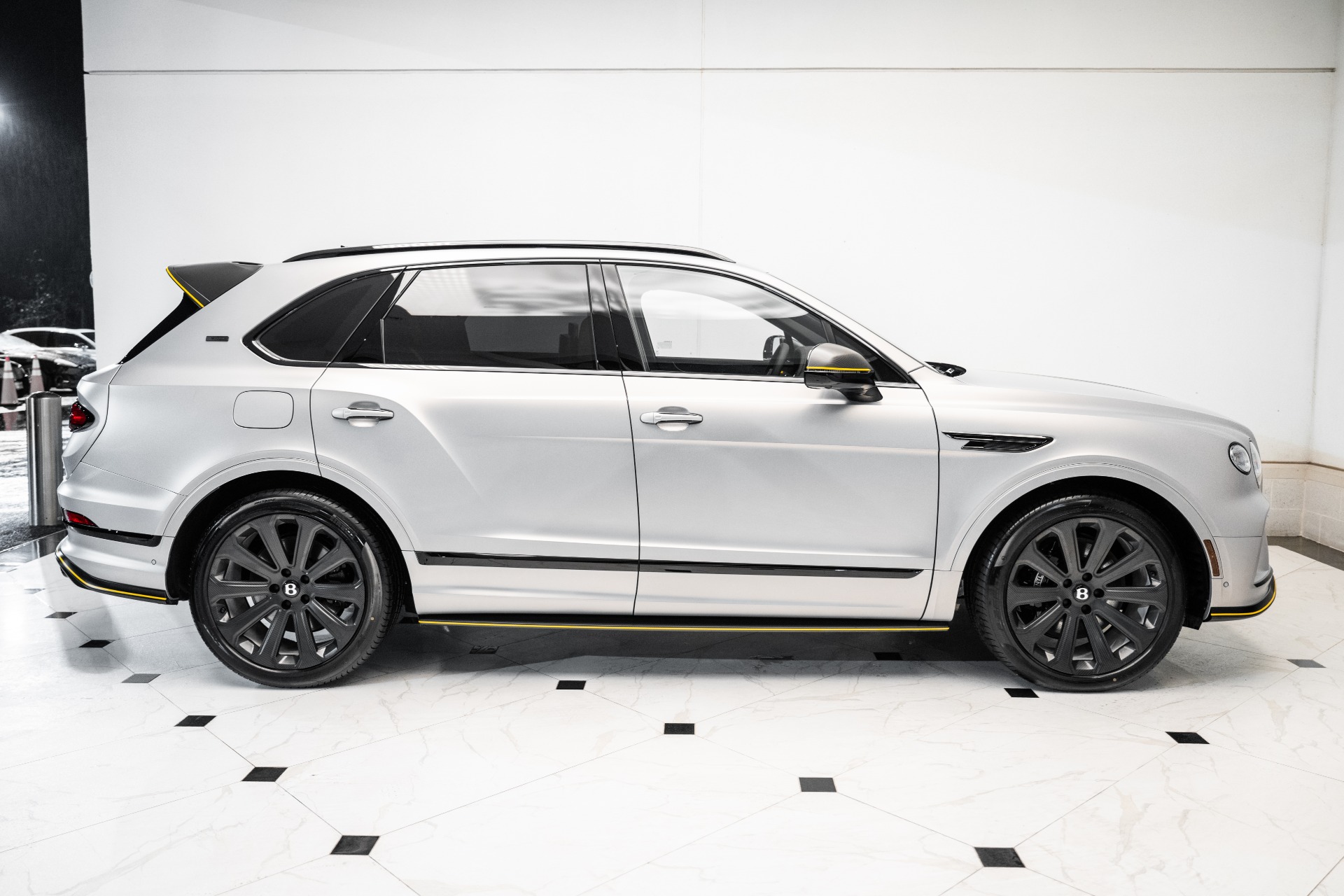 2025 Bentley Bentayga | duPont REGISTRY