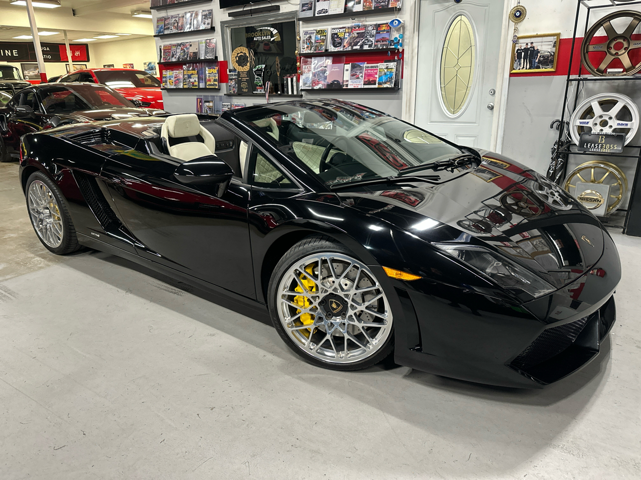 2010 Lamborghini Gallardo Spyder | duPont REGISTRY, image size:1280x960