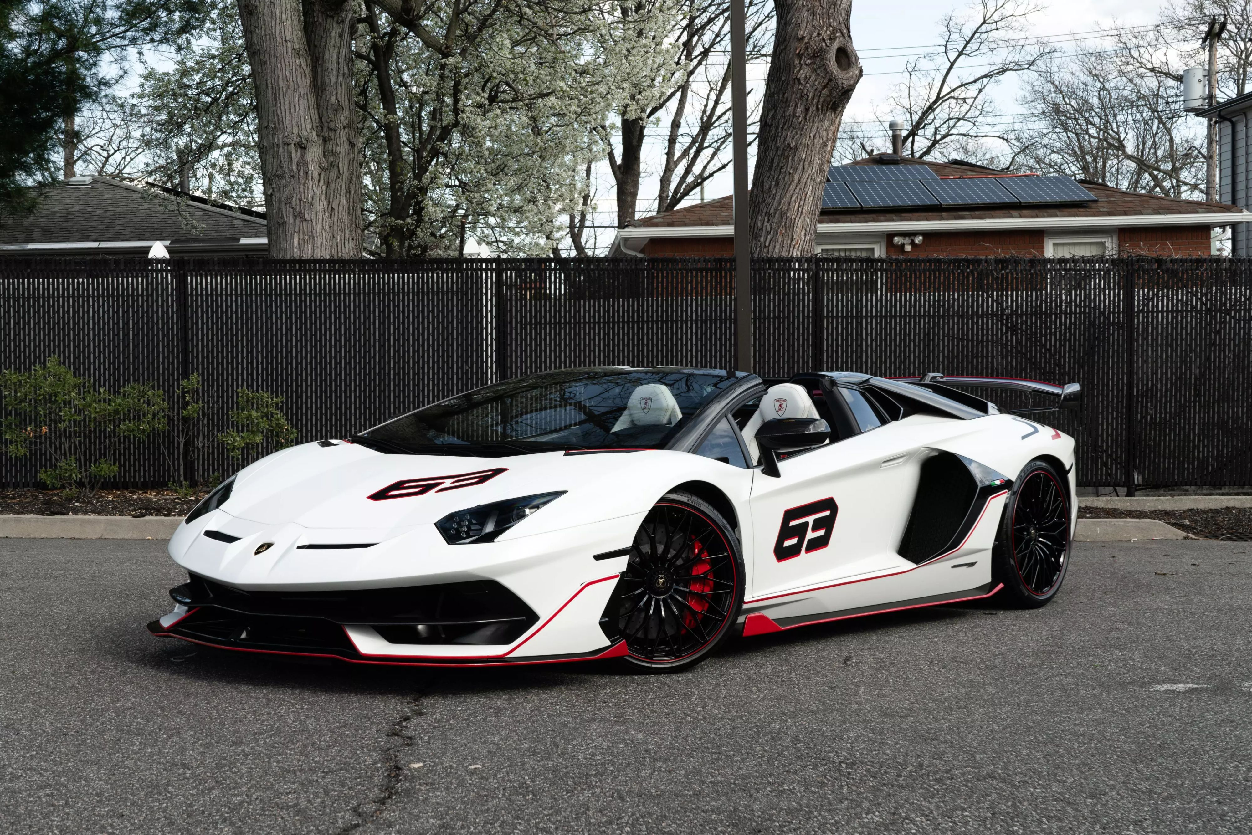 未使用!! MARTER FINDING&SEARCHING レコード 2021 Lamborghini Aventador SVJ Roadster | duPont REGISTRY
