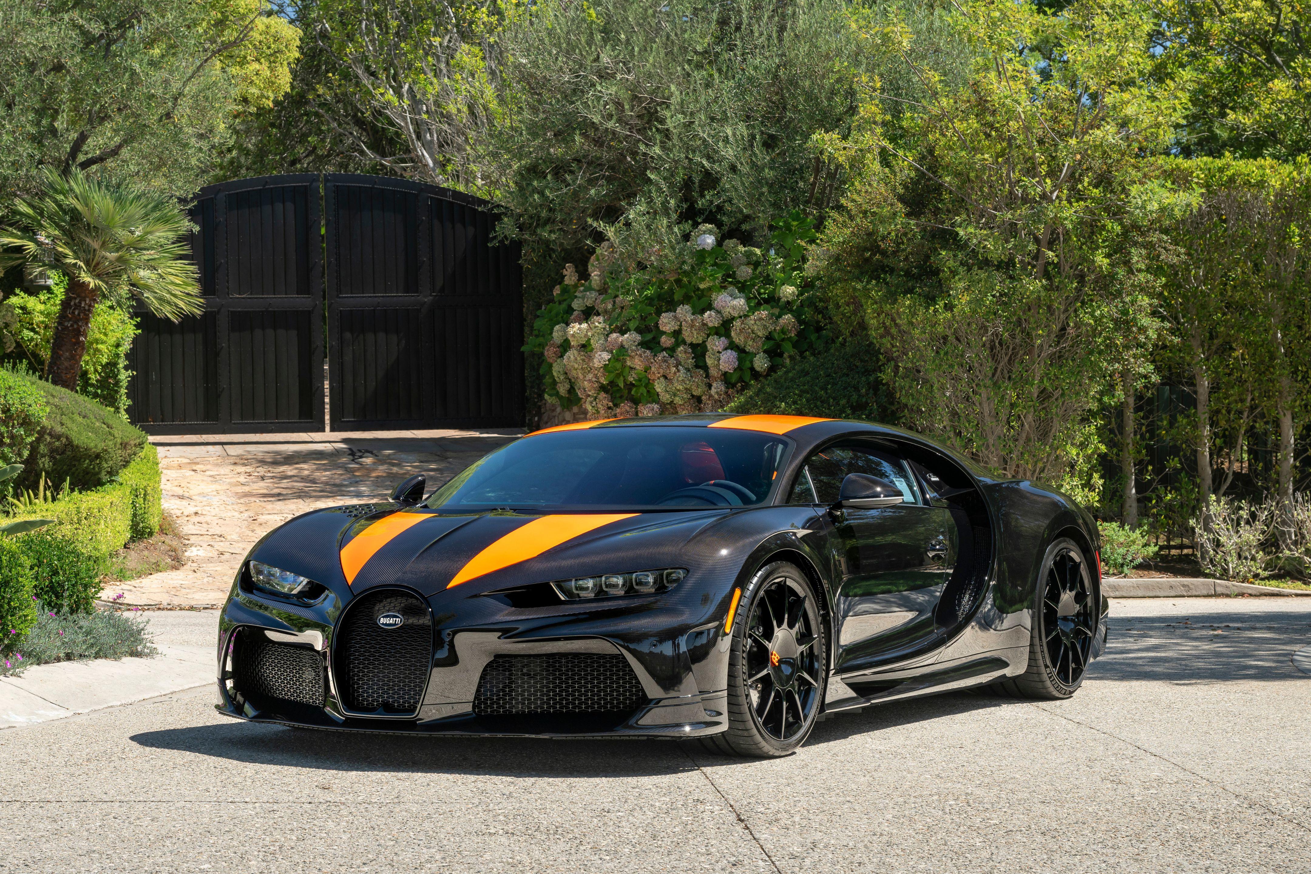 2022 Bugatti Chiron | duPont REGISTRY