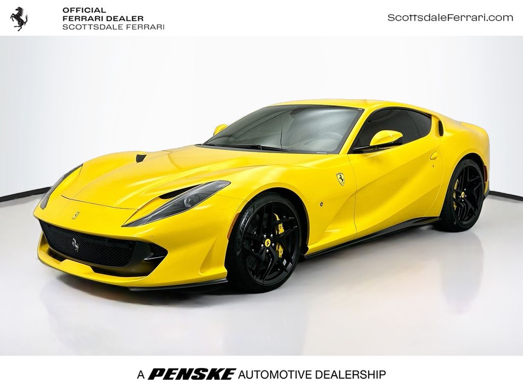 2019 Ferrari 812 Superfast | duPont REGISTRY